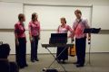 039-koncert_10_11_2009-Kamca_v_prisnem_ucitelskem_postoji.jpg